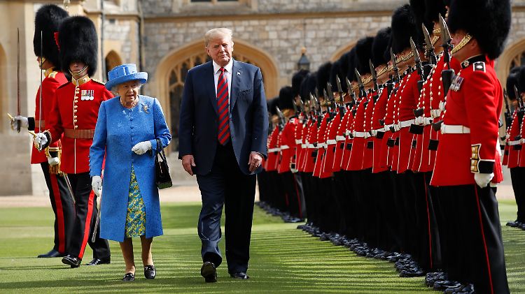 US-Präsident Trump hat am Freitag Queen Elizabeth II. zu Gesprächen getroffen.