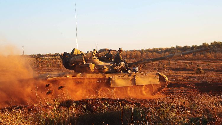 Syrische Truppen rücken auf Daraa vor: Mittlerweile haben die letzten Rebellen die Stadt verlassen.