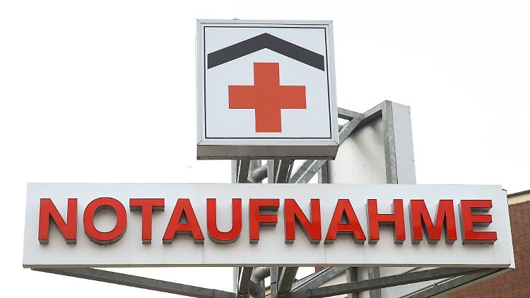 Viele Notaufnahmen sind überlastet, weil viele Patienten unnötig dorthin gehen. Doch eine Gebühr lehnen viele Experten ab.
