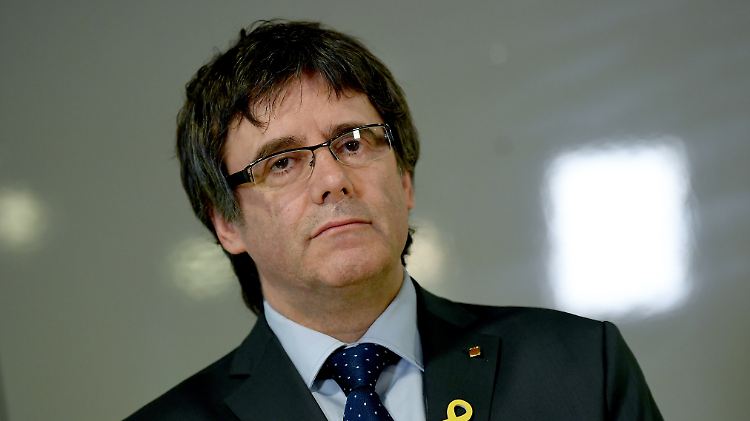Der nationale Haftbefehl, den die spanische Justiz gegen Puigdemont ausgestellt hat, ist noch gültig. 