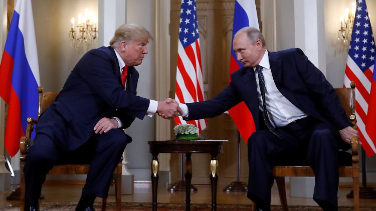 Trump und Putin bei ihrem Treffen in Helsinki.