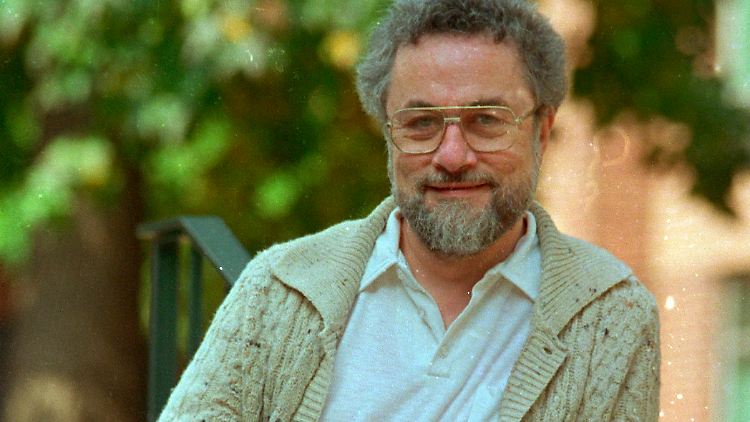 Adrian Cronauer im Jahr 1987 in Philadelphia: Der Radiomoderator machte als Anwalt eine Zweitkarriere.