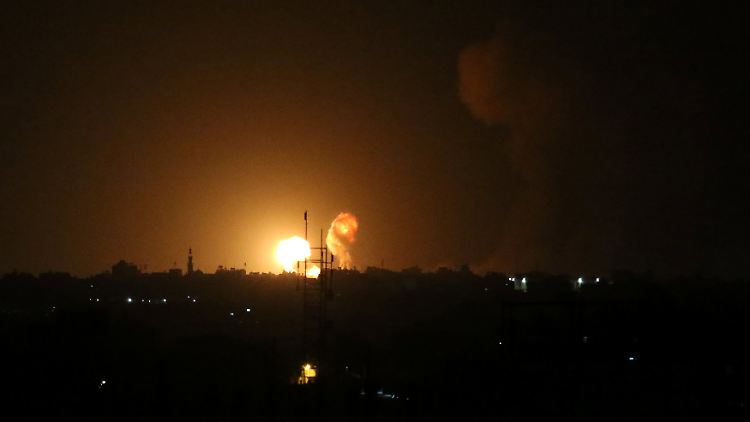 Der Feuerpause gingen heftige israelische Luftangriffe voraus.