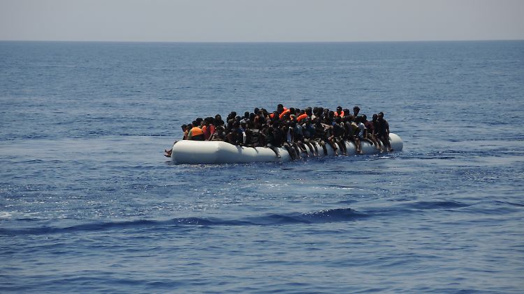 Italien will seine Häfen nicht nur für private Seenotretter dicht machen, sondern auch für die EU-Mission.