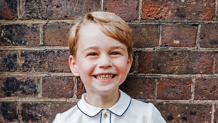 Prinz George ist der Urenkel von Königin Elisabeth II.