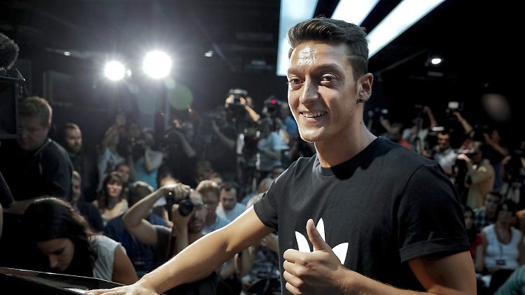 Özil bekommt Zuspruch von Teilen der türkischen Regierung.