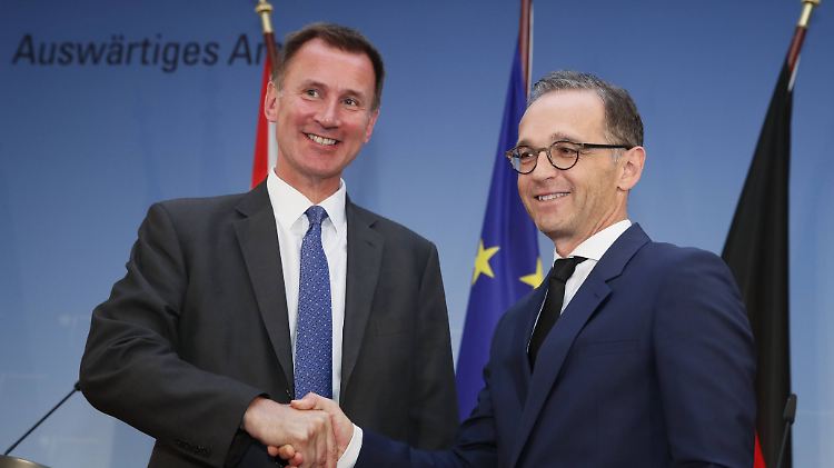 Bloß kein ungeordneter Brexit, warnt Hunt bei seiner Pressekonferenz mit Maas.