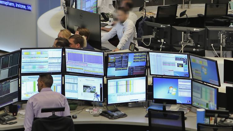 Die Finanzprofis sind wieder zuversichtlicher.