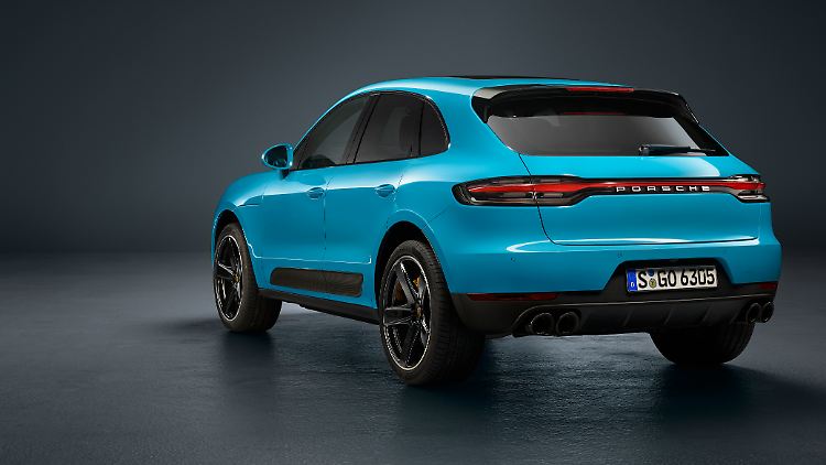 Neues Porsche-Merkmal: Auch der Macan bekommt am Heck ein durchgehendes Lichtband.