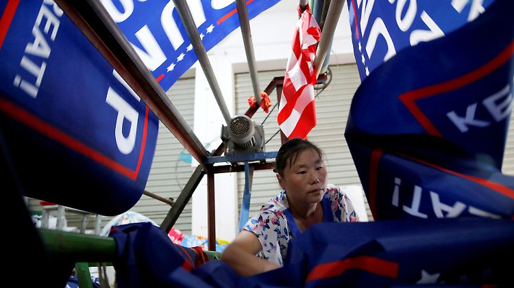 "Keep America Great!": Trump lässt bereits Fahnen für die Kampagne zu seiner Wiederwahl produzieren - allerdings in China.