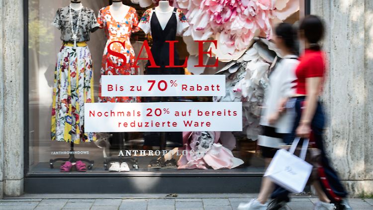 Raus die Kohle - Verbraucher wollen nicht auf dem Geld sitzen.