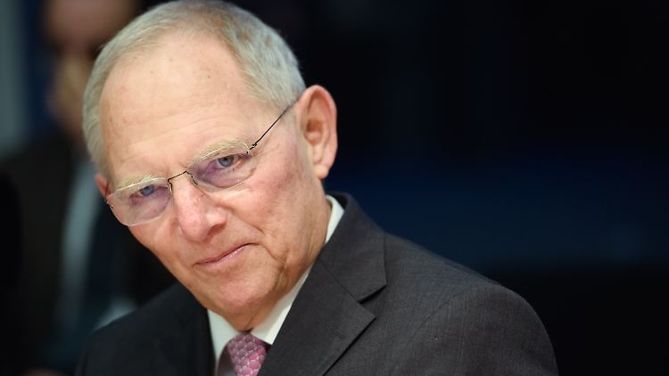 Hätte Mesut Özil gern noch länger im Nationaltrikot gesehen: Bundestagspräsident Wolfgang Schäuble.