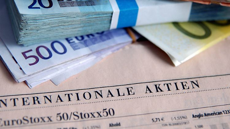 Viele Anleger halten gezielt nach hohen Dividendenrenditen Ausschau.