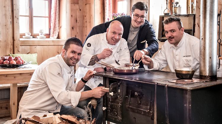 Machen sich um die Küche der Dolomiten verdient: Markus Holzer, Chris Oberhammer, André Cis und Josef Mühlmann (v.l.n.r.)