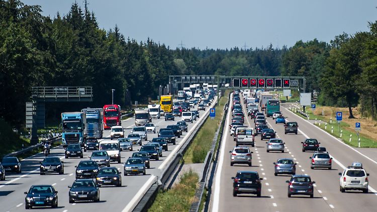 Auf mehreren Autobahnen brauchten Reisende heute viel Geduld.