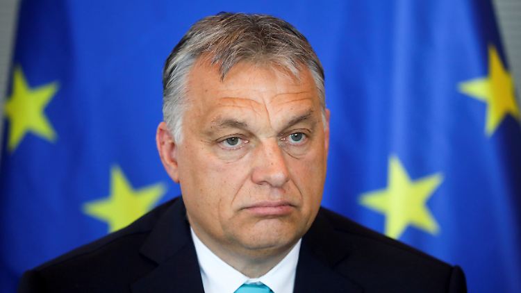 Der ungarische Ministerpräsident Viktor Orban findet den liberalen Umgang mit Flüchtlingen in Europa falsch.