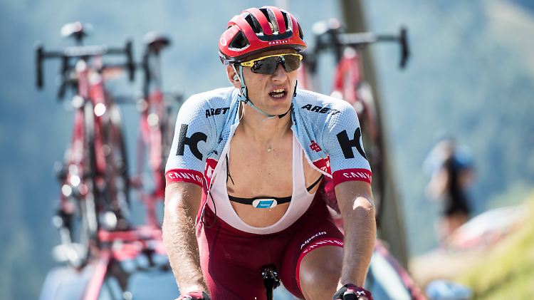 Eine Tour zum vergessen für Marcel Kittel - sein Sportlicher Leiter ätzt gegen ihn und er verpasst das Zeitlimit.