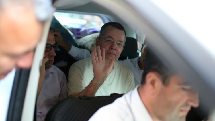 Andrew Brunson saß mehr als zwei Jahre im Gefängnis. Nun wurde die U-Haft in Hausarrest umgewandelt.