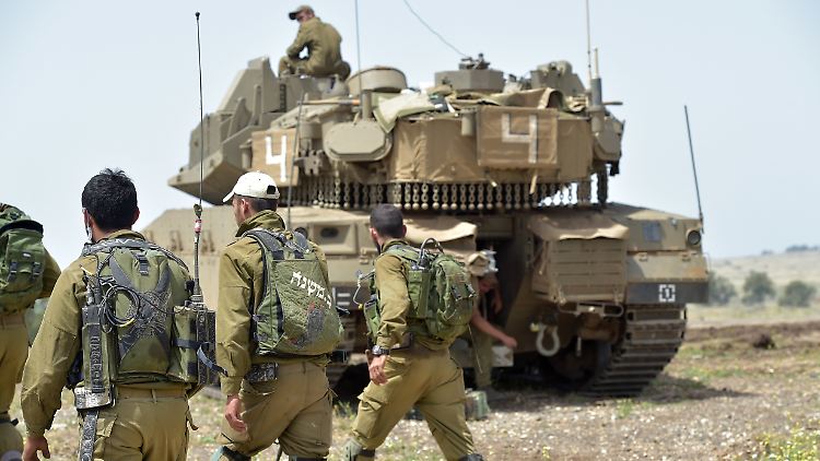 Israel kündigt an, sich im Falle einer Blockade an einem Militäreinsatz gegen den Iran zu beteiligen.