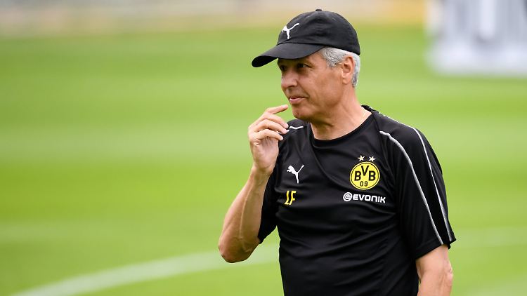 Mit wem der neue BVB-Trainer Lucien Favre beim Saisonstart planen kann, steht immer noch nicht fest.