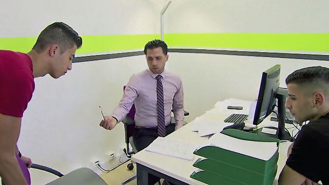 SyrischerJobvermittler.jpg