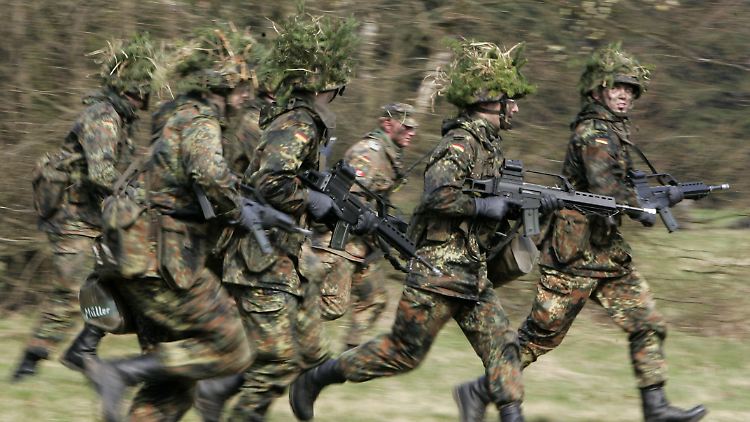 Braucht Deutschland wieder eine Wehrpflicht? Die Debatte läuft.