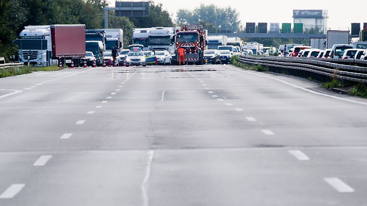 Auf der A2 kommt es immer wieder zu Unfällen - so wie am 31. Juli nahe Garbsen.