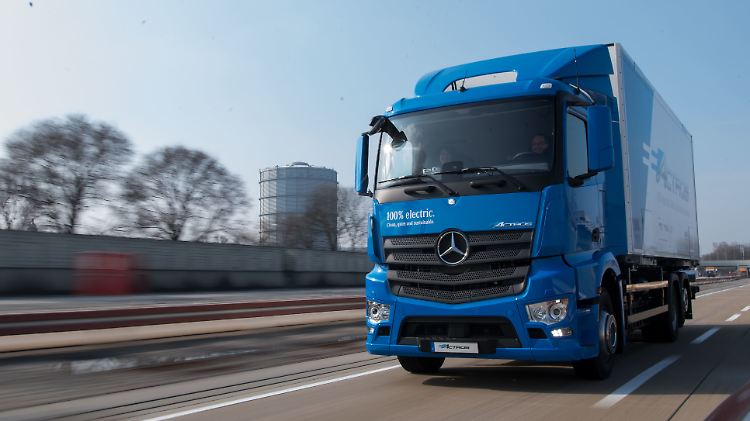 Eigentlich wollte Daimler im Iran Lkw bauen.