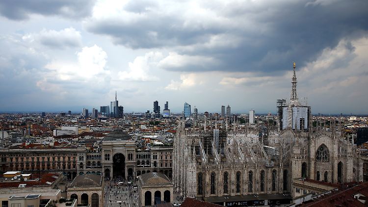 Die italienischen Wirtschaftsverbände sehen dunkle Wolken aufziehen.