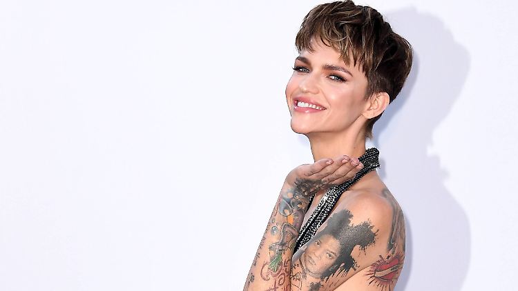 Wird zur Fledermaus-Heldin: Ruby Rose.