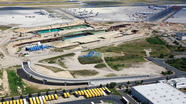 Zurzeit läuft am neuen Terminal 3 in Frankfurt der Tiefbau, der Hochbau ist für nächstes Jahr geplant.