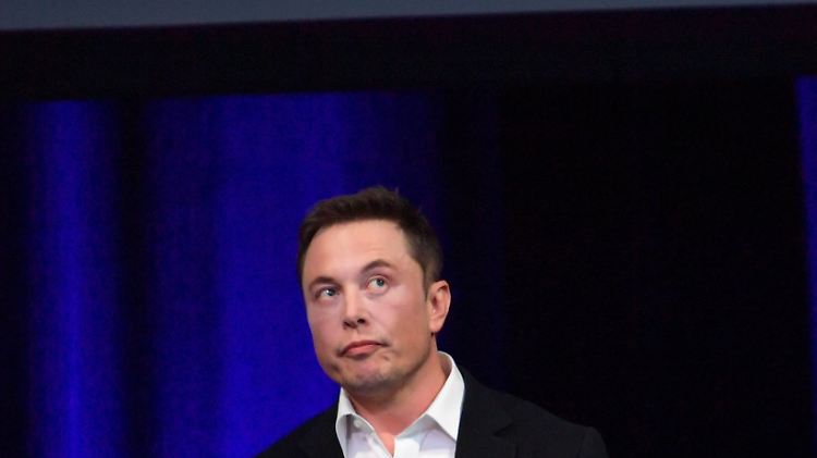 Ruft mit einem Tweet die Börsenaufsicht SEC auf den Plan: Tesla-Chef Elon Musk.