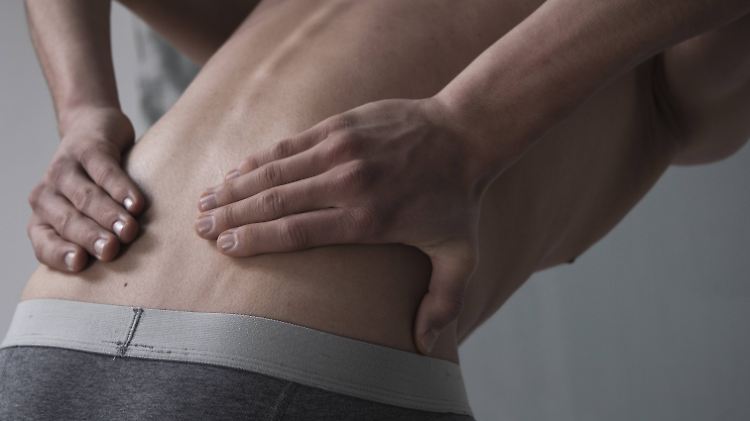 Wenn der Ischiasnerv plagt, besser von "sciatic nerve" sprechen.