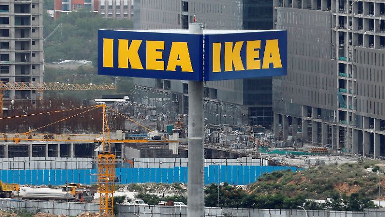 Im Juli war Indiens erster Ikea-Markt noch eine Baustelle - für die Eröffnung reisten Menschen aus dem ganzen Land an.
