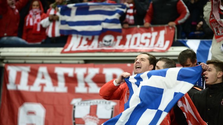 Support für Olympiakos Piräus