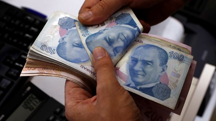 Streit mit den USA und politischer Einfluss auf die Zentralbank: Was würde Mustafa Kemal Atatürk dazu sagen?