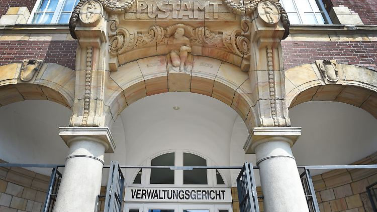 Die Richter sagen, für Sami A. bestehe in Tunesien weiterhin "beachtliche Gefahr einer menschenrechtswidrigen Behandlung".