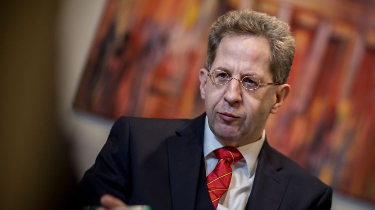 Verfassungsschutz-Präsident Hans-Georg Maaßen will die Szene "weiterhin genauestens im Blick behalten". 