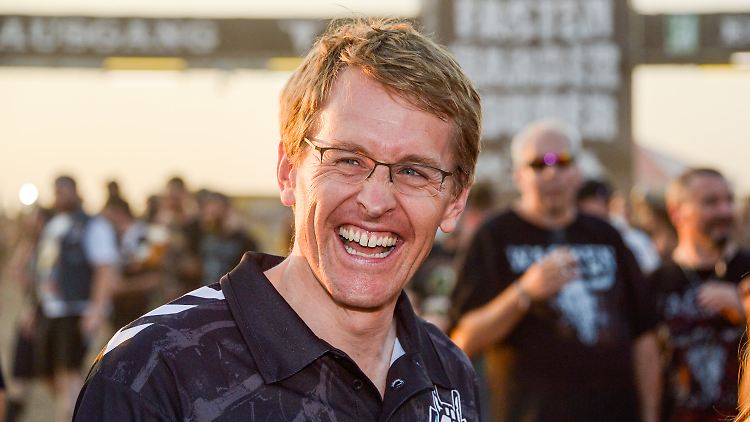 Anfang August besuchte Daniel Günther das Wacken Open Air. 