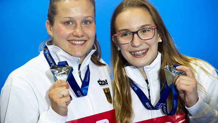 Für Tina Punzel (l.) war es die dritte Medaille in Glasgow, für die erst 17-jährige Lena Hentschel die erste.