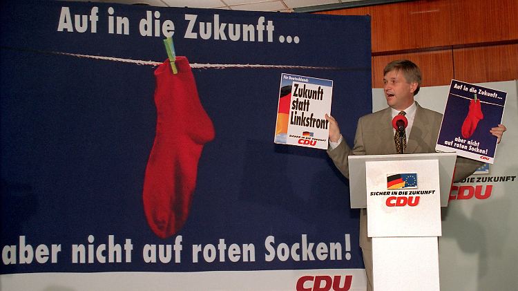 Die Rote-Socken-Kampagne der CDU gegen die SPD ist lange her - hier ein Bild von 1994.