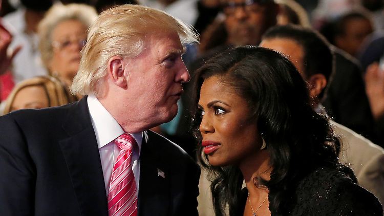Vor noch nicht allzu langer Zeit verteidigte Omarosa Manigault Newman Trump gegen Rassismus-Vorwürfe. Nun erhebt sie sie selbst.