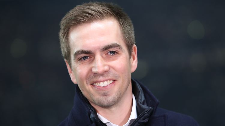 Derzeit rührt Lahm als EM-Botschafter die Werbetrommel für Deutschland. Als Kommentator für die ARD wird er erstmal nicht mehr arbeiten.