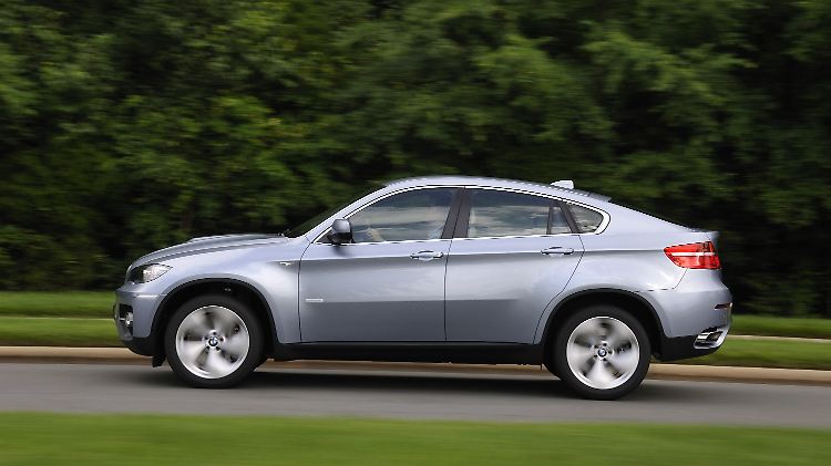 Die Fans lieben die Optik des BMW X6, andere finden sie gewöhnungsbedürftig.