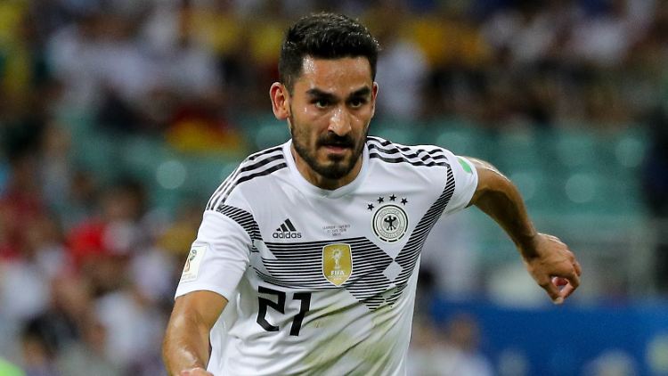 Gündogan will trotz der heftigen Kritik an seiner Person Nationalspieler bleiben.