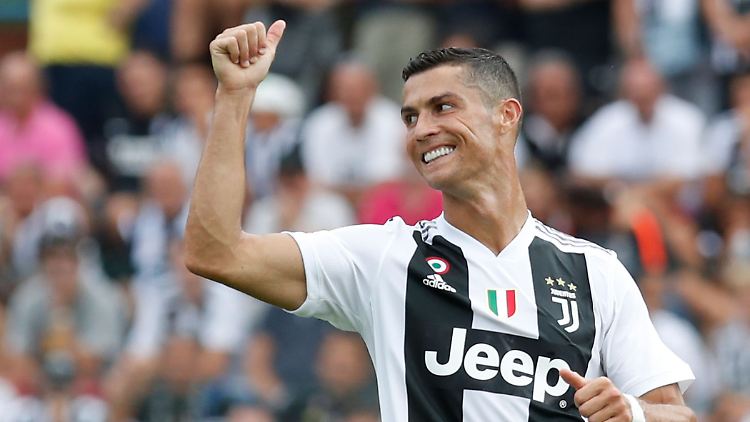 Cristiano Ronaldo könnte beim Heimspiel gegen Verona zu seinem Pflichtspieldebüt für Juventus Turin kommen.