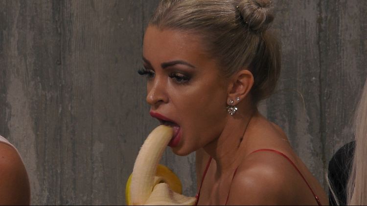 Katja und ihre Banane.