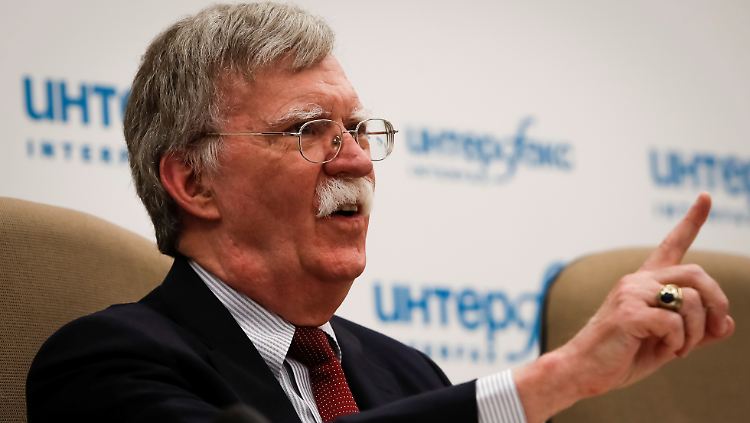John Bolton ist nach Tel Aviv gereist, um mit Israels Premier Benjamin Netanjahu über ihre gemeinsame Iran-Politik zu sprechen.