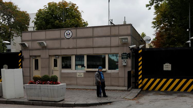Massiv gesicherter Gebäudekomplex: Die Einfahrt zur US-Botschaft in Ankara (Archivbild).