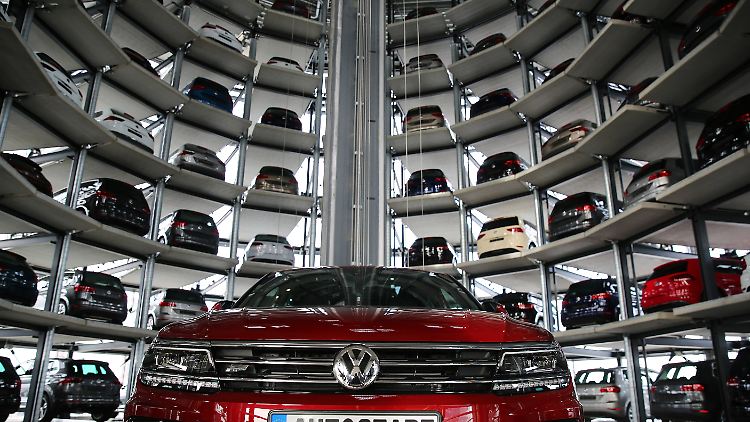 In Deutschland sind 30.000 Fahrzeuge des Typs Tiguan vom Rückruf betroffen.